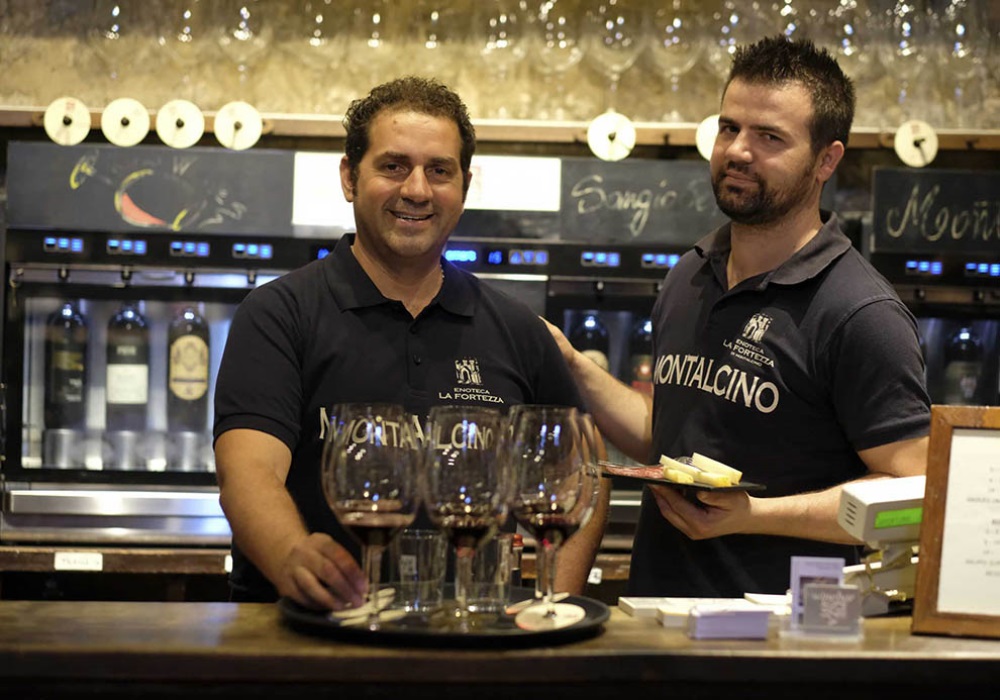 Il nostro Staff
Personale qualificato al vostro servizio